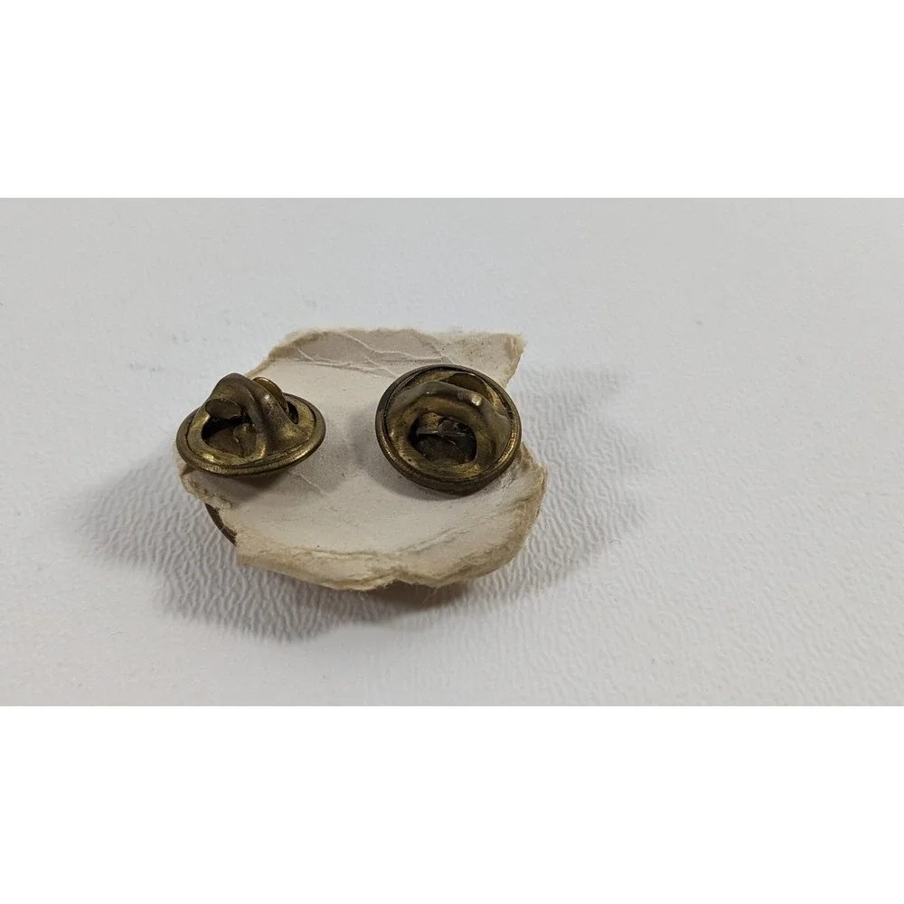 Vintage Gold Tone Ship Wheel Ram Head Lapel Pin Nautical Symbol 0.75 Inch